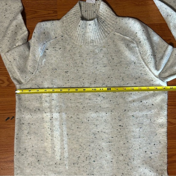 Loft Mock Turtleneck Confetti Long Sleeve Pullover Sweater Size XS Raw Seams New - Picture 10 of 11